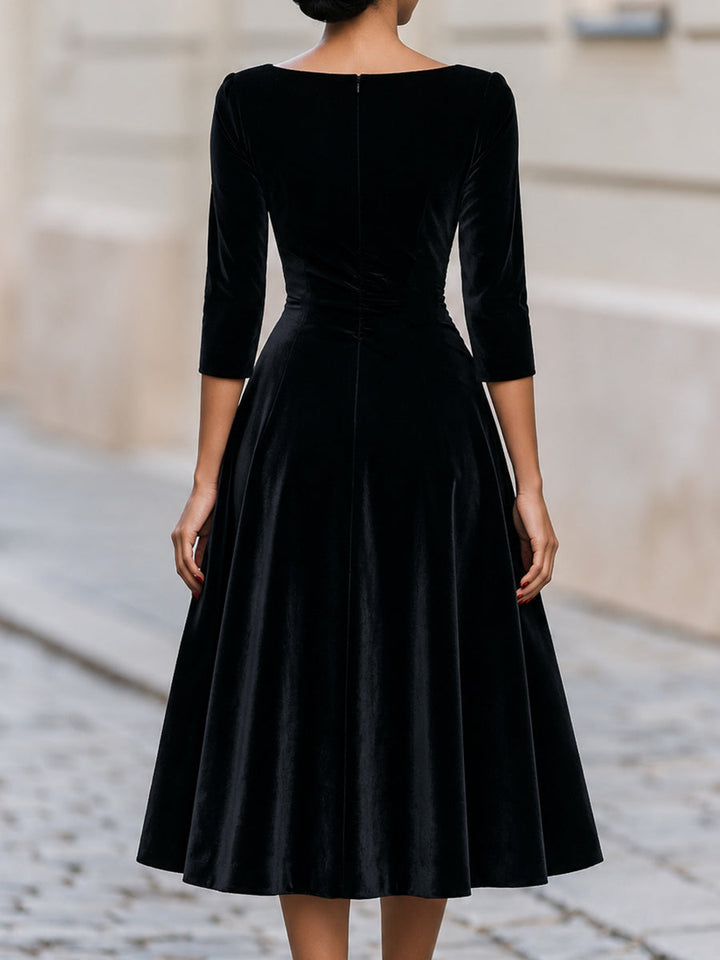Bateau Boat Neck 3/4 Sleeve Side Ruched Velvet Midi Dress